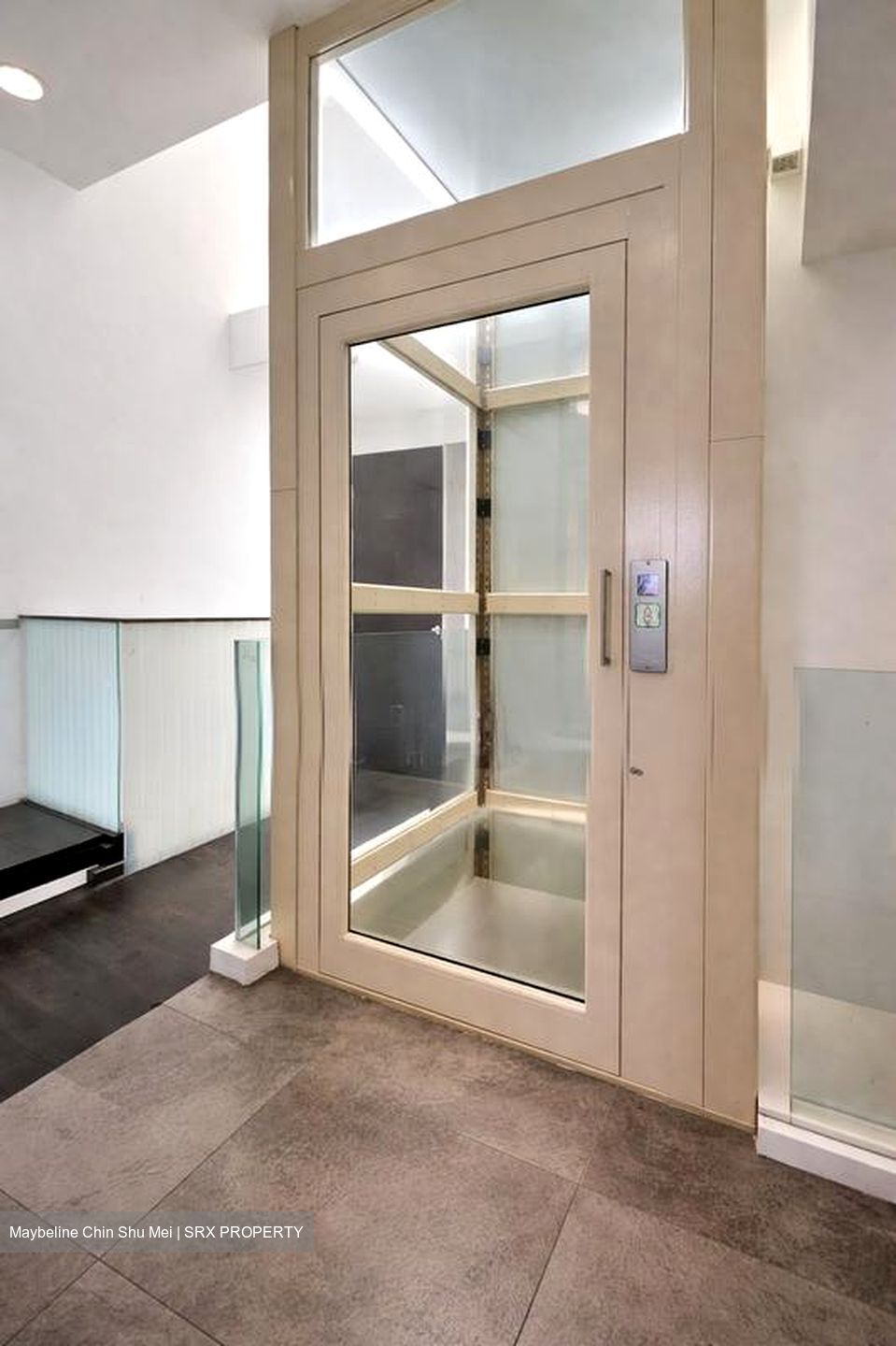 Orchard Road (D9), Terrace #530414391
